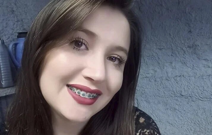 Elza Ribeiro Micharski foi morta aos 22 anos, em maio de 2019, em São Mateus do Sul. Foto: Arquivo da família.