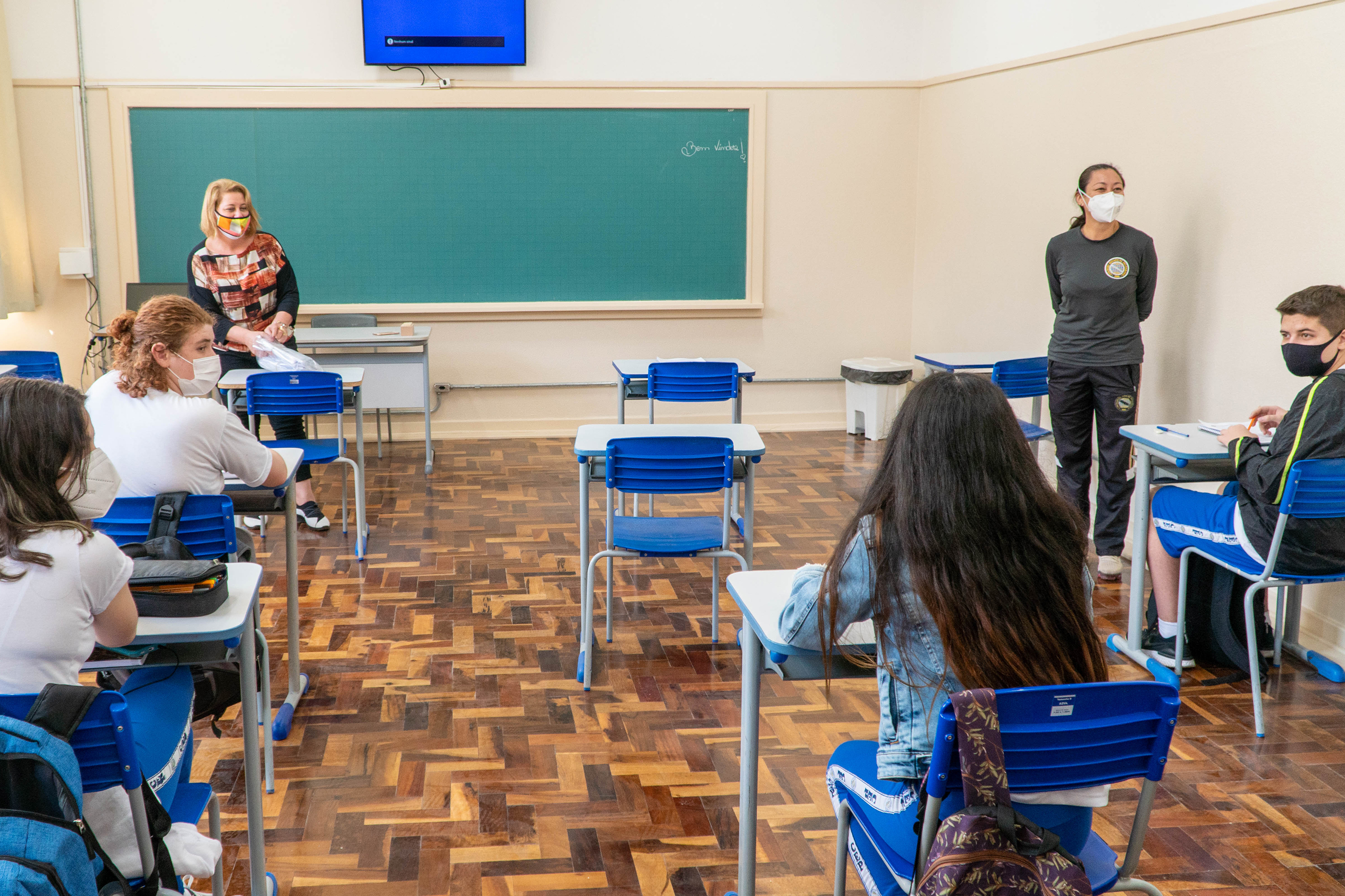 Aulas presenciais na rede estadual de ensino retornaram nesta segunda-feira Foto: Renato Prospero/SEED