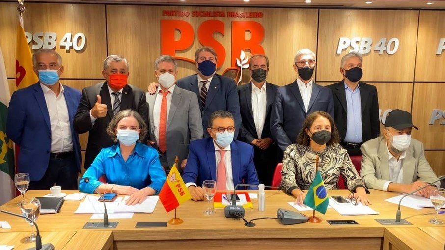 Divulgação Reunião entre dirigentes partidários de PT, PSB, PCdoB e PV