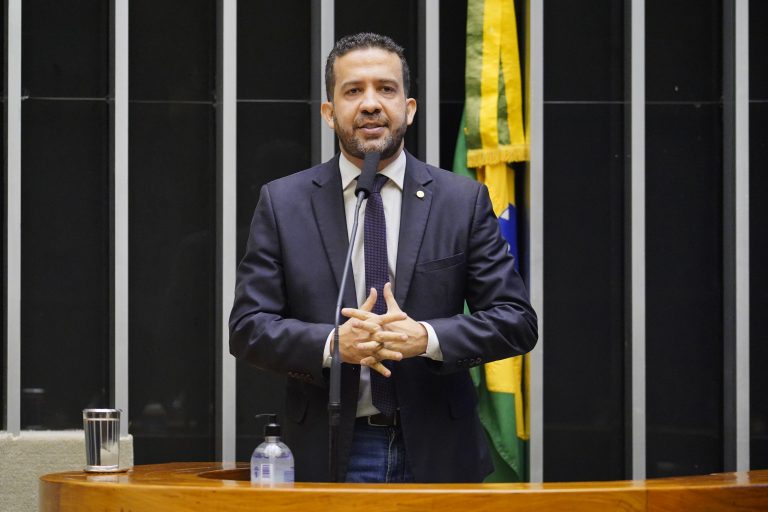 O deputado federal André Janones (Avante-MG) / Crédito: Pablo Valadares/Câmara dos Deputados