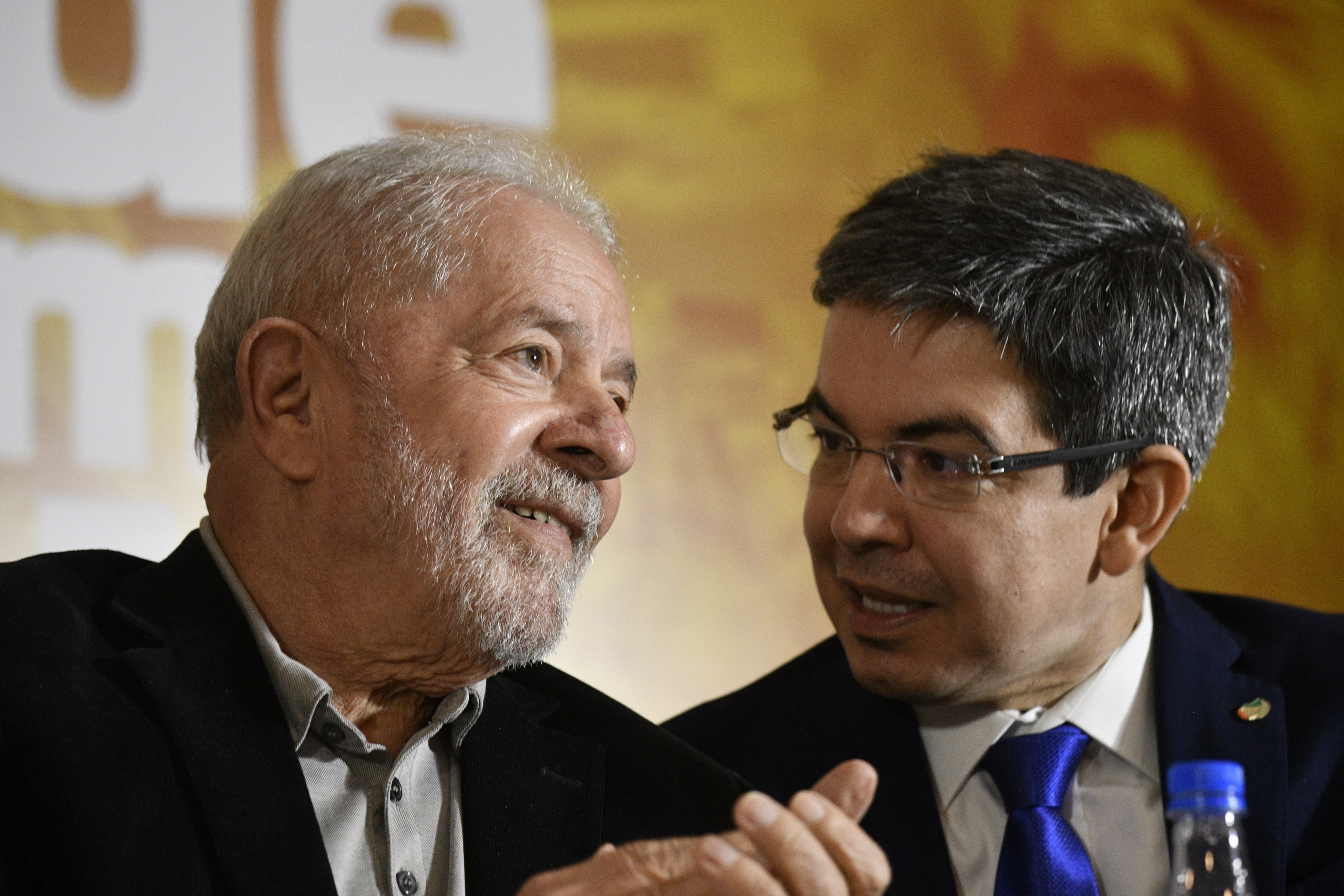 O presidente Lula e o senador Randolfe Rodrigues, líder do governo no Congresso - Mateus Bonomi/Agif/Estadão Conteúdo