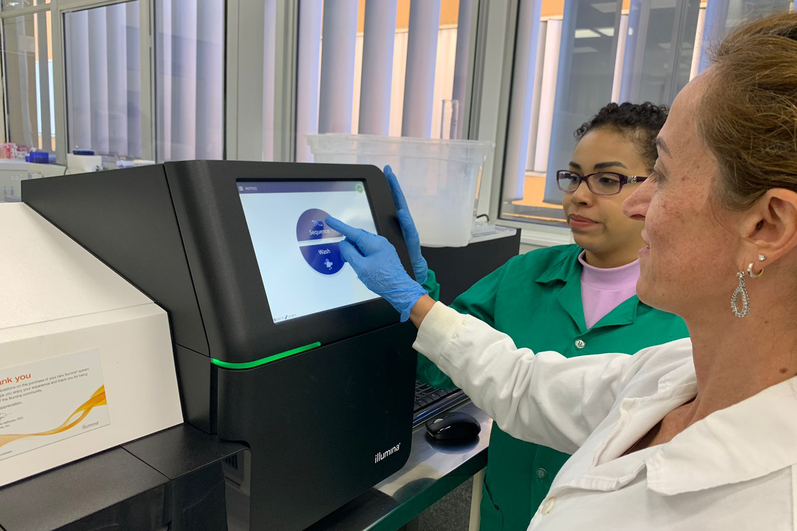 Para entender a doença, Paraná recebe treinamento de sequenciamento de genoma de chikungunya Foto: SESA