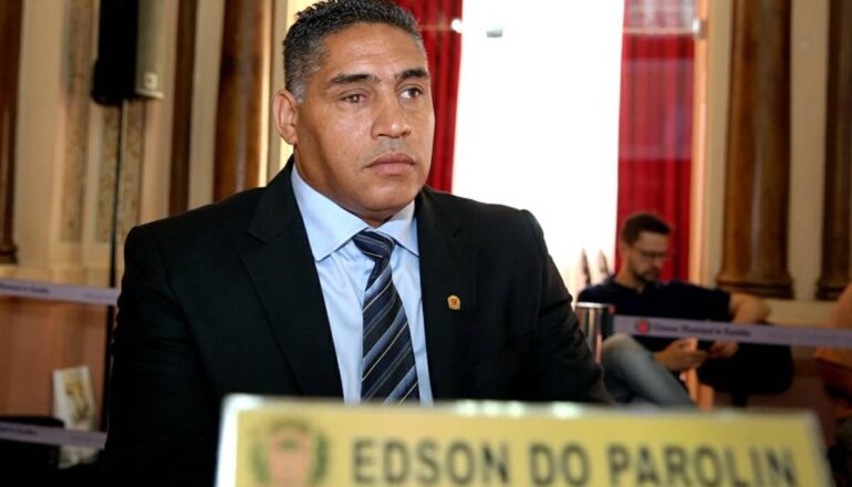 Ex-vereador Edson do Parolin foi preso por porte ilegal de arma de fogo. Foto: Divulgação/Câmara de Curitiba. 