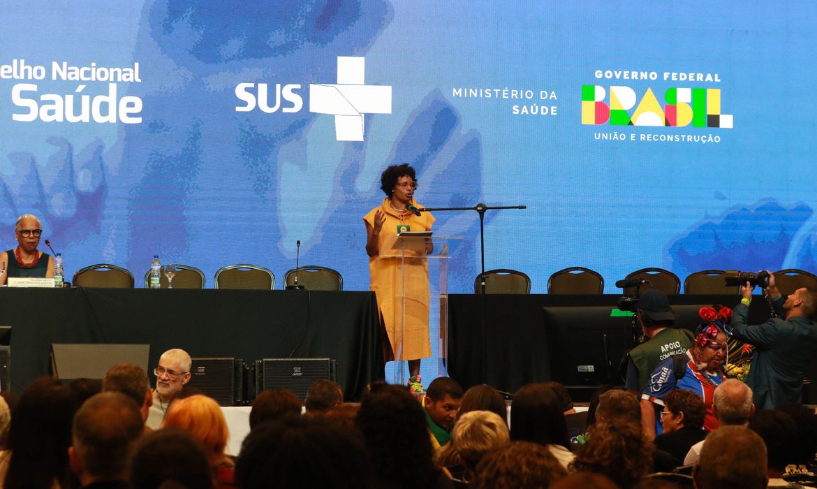 Ministra da Saúde, Nísia Trindade, durante abertura, no dia 26 de junho, do Seminário Internacional de Atenção Especializada à Saúde, na sede da Organização Pan-americana de Saúde (Opas), em Brasília.