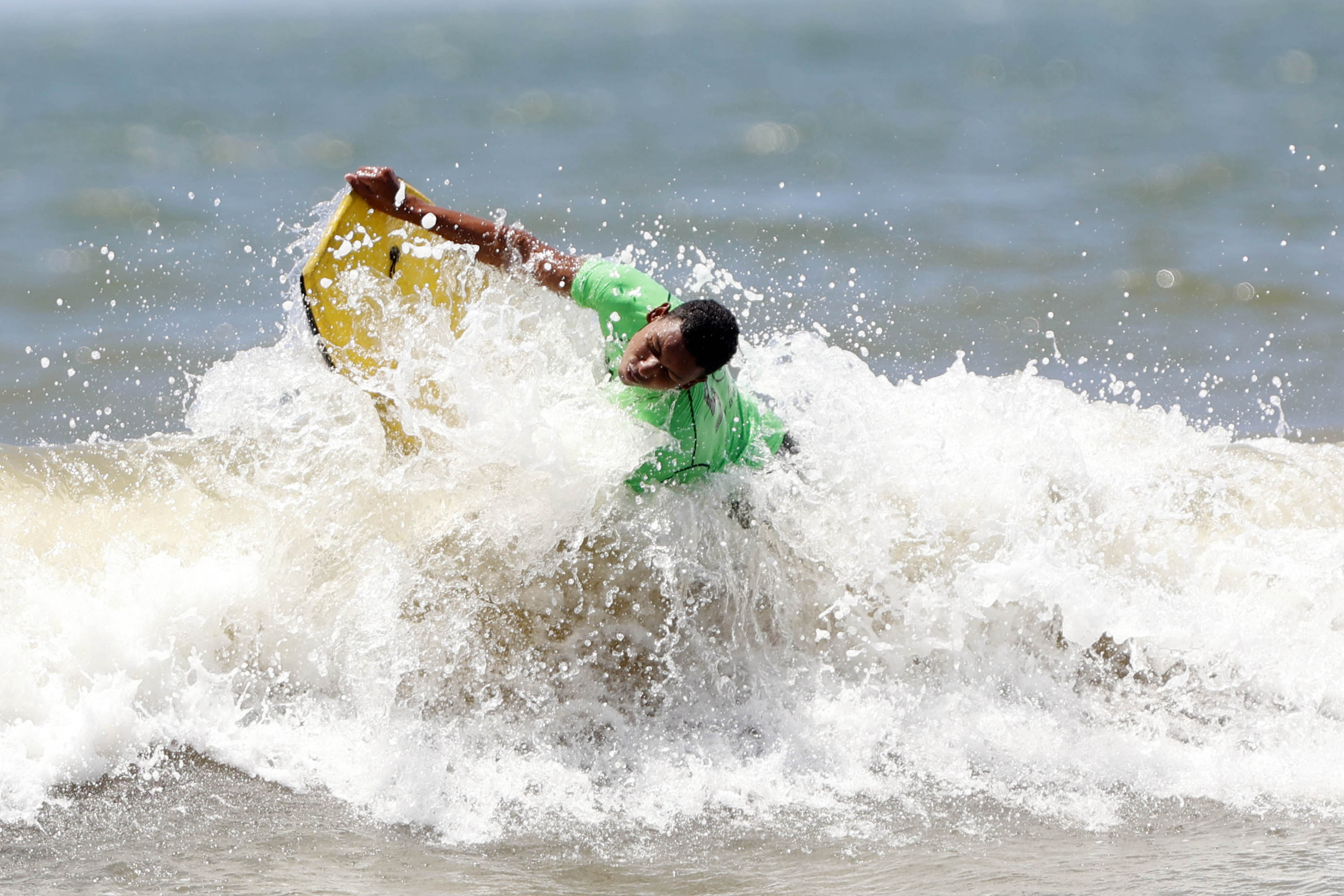 Litoral recebe Brasileiro de Bodyboarding e Paranaense de Vôlei de Praia no fim de semana Foto: Albari Rosa/AEN