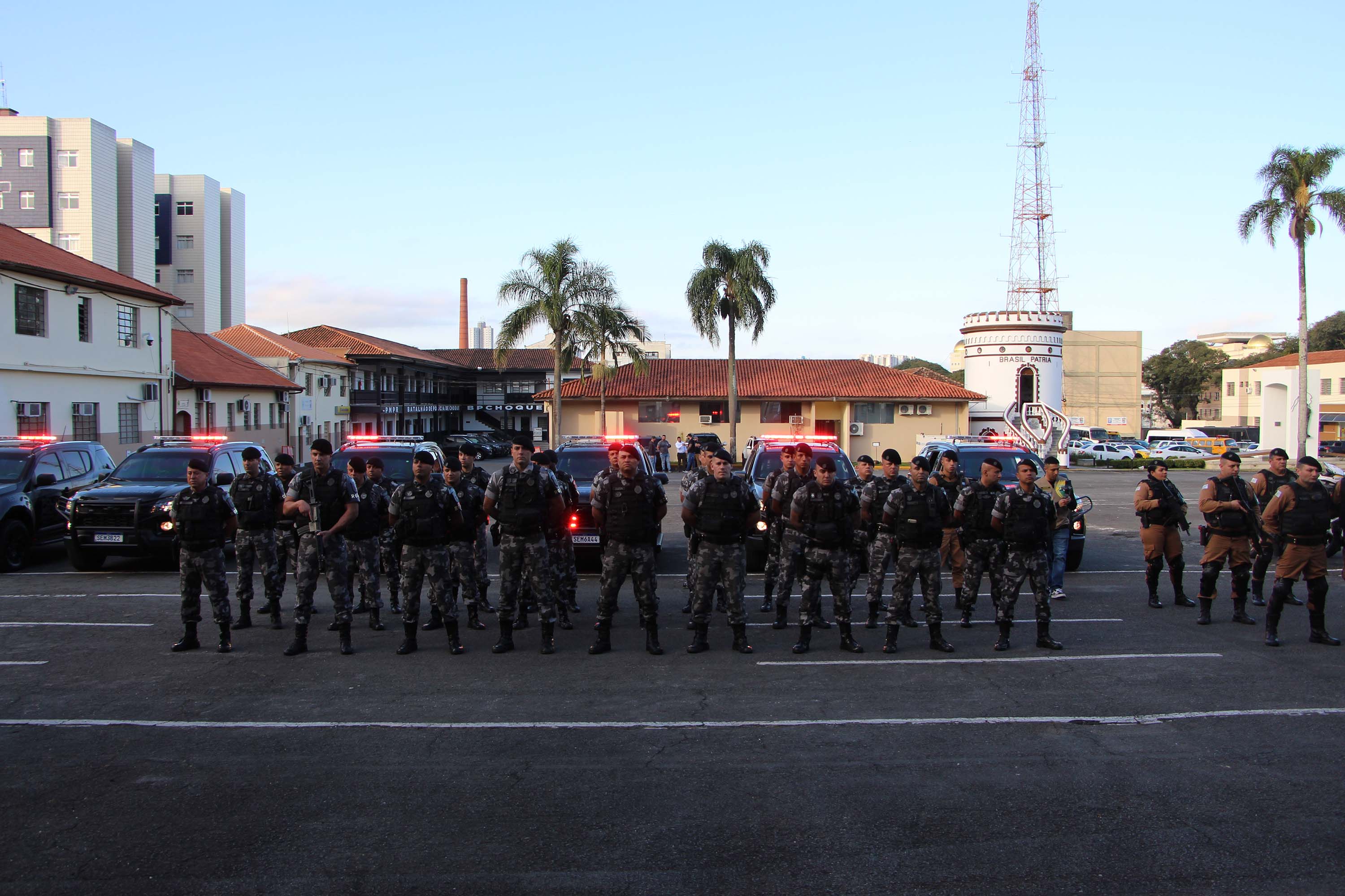 Polícia Militar intensifica policiamento ostensivo na região sul de Curitiba Foto: PMPR
