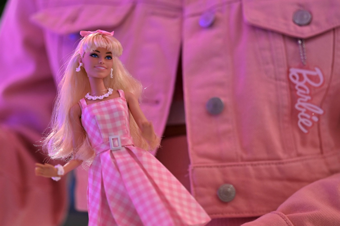 Barbie é a segunda maior marca da indústria de brinquedos logo atrás dos carrinhos Hot Wheels - Foto: JAM STA ROSA / AFP