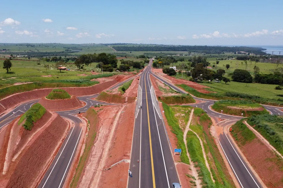 Pavimentação completa da Estrada Boiadeira (BR-487) está na lista de obras prioritárias do Governo do Estado - Foto: DER/Divulgação
