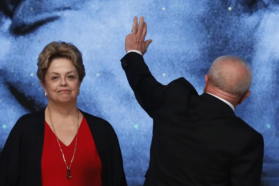 Após aceno de Lula, petistas defendem restituição simbólica de mandato da ex-presidente Dilma Rousseff, que sofreu processo de impeachment em 2016 - Foto: Cristiano Mariz/Agência O Globo