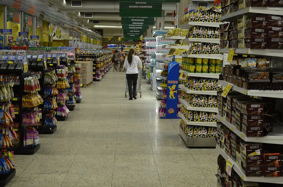 Supermercados vão ficar de portas fechadas na Sexta-feira da Paixão - Foto: Emmanuel Franco / Sincomércio
