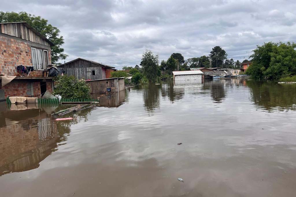 Temporais impactaram 33,9 mil pessoas no Paraná; chuvas devem voltar nesta quinta Foto: Augusto Lindner/IAT