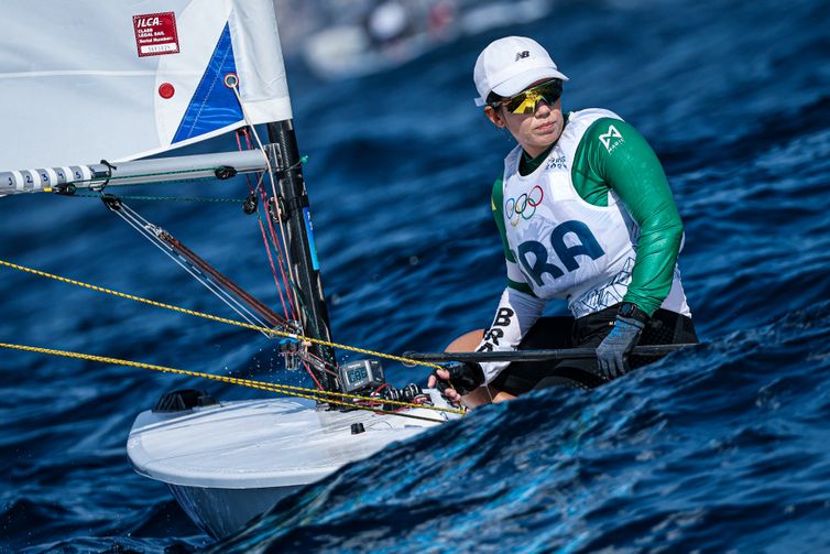 A velejadora brasileira atleta Gabriella Kidd entrou em ação nesta sexta-feira (2) na classe ILCA feminino - Wander Roberto/COB/Direitos Reservados